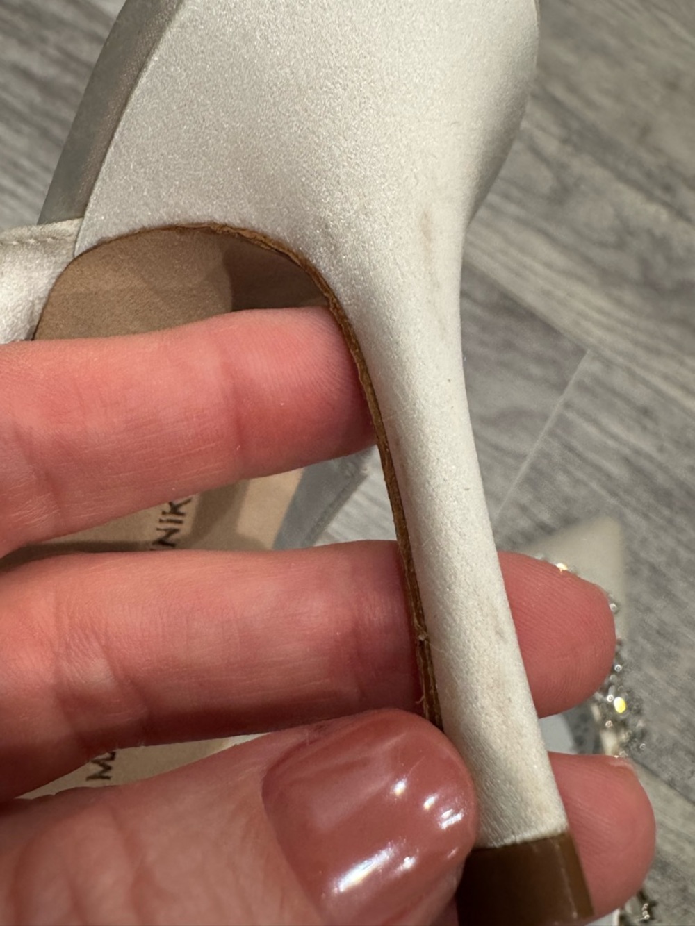 Manolo Blahnik White Lurum 90 crystal-embellished satin mules - Picture 13 of 15